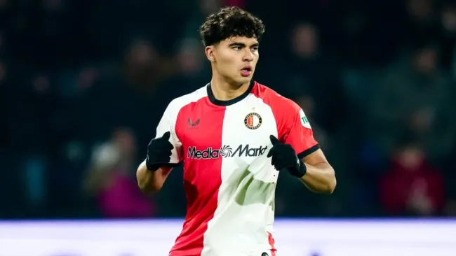 Stephano Carrillo y su desempeño con el Feyenoord ante NEC