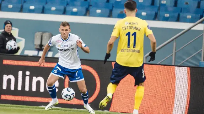 Dynamo de Moscú empata con Rostov con Luis Chávez de titular