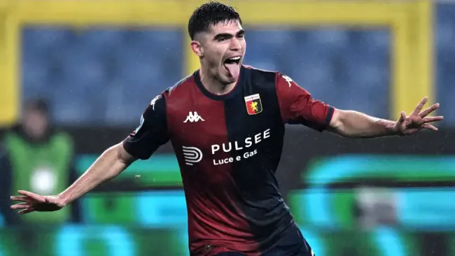 Johan Vásquez le da dramático empate de Genoa ante Empoli