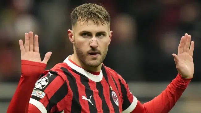 ¿Qué necesita el Milan de Santiago Giménez para clasificar a Champions League?