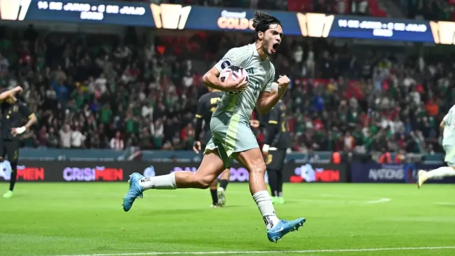 Raúl Jiménez apunta para ser titular con Selección Mexicana en Nations League