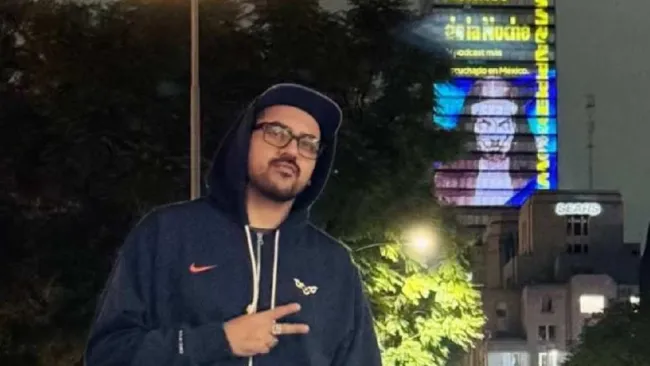 Uriel Reyes, del podcast “Relatos de la Noche”, es acusado de presunto abuso contra su prima 