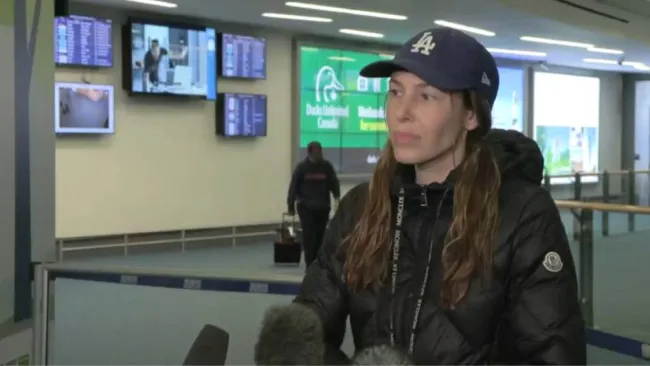 Jasmine Mooney, actriz canadiense de 'American Pie', fue detenida por ICE durante 12 días en la frontera de EE.UU.