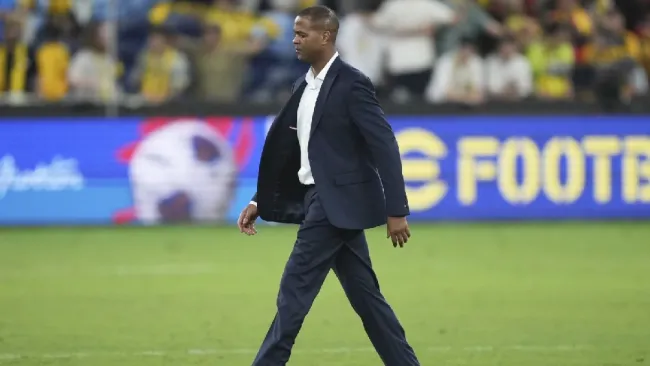 ¡Amargo debut! Patrick Kluivert pierde en su primer partido como entrenador de la Selección de Indonesia