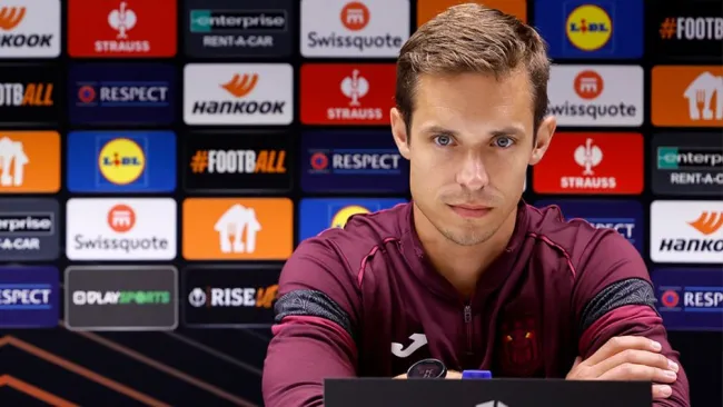 Anderlecht cambia de técnico en plena Fecha FIFA