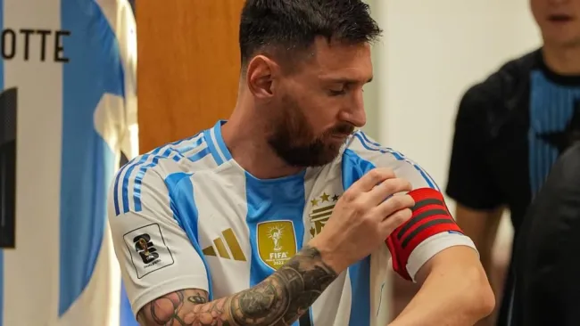Lionel Messi celebra goleada de Argentina a Brasil