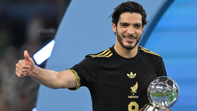 Raúl Jiménez aparece en el equipo de la semana de EA Sports FC 25