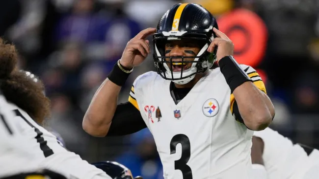 Russell Wilson hace su ‘presentación’ como QB de Giants y recibe miles de burlas