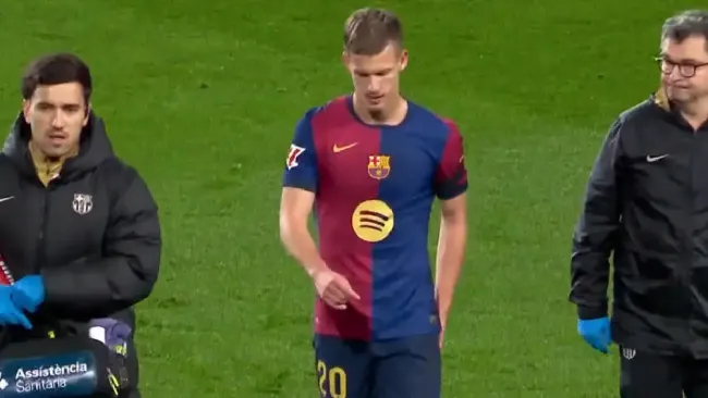 Dani Olmo será baja de Barcelona por al menos tres semanas