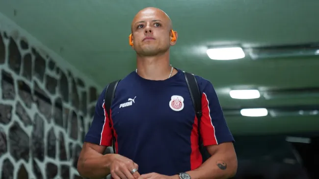 Chicharito Hernández se sicera
