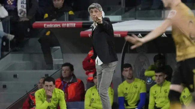 Imanol Alguacil, DT de la Real Sociedad, critica arbitraje: 'Real Madrid no necesita este tipo de ayudas'