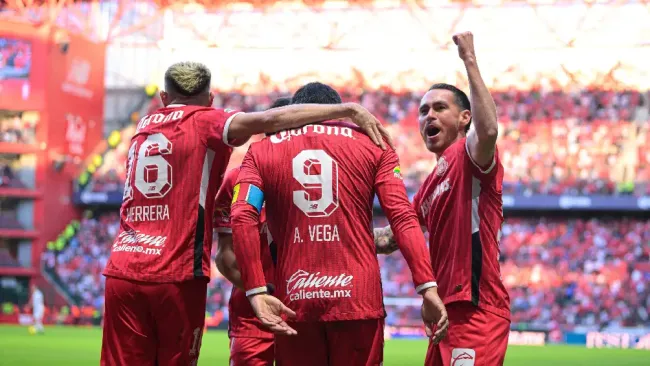 Canelo Angulo 'advierte' a los rivales de Toluca que están 'para grandes cosas'