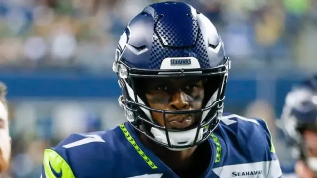 Las Vegas apuesta por Geno Smith con una millonaria extensión de contrato