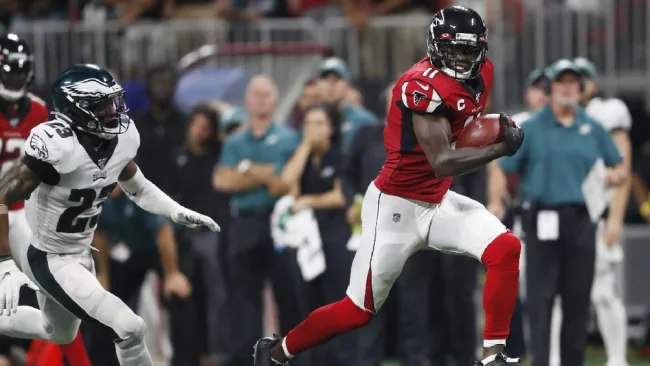 Julio Jones le dice adiós a los emparrillados después de 13 temporadas