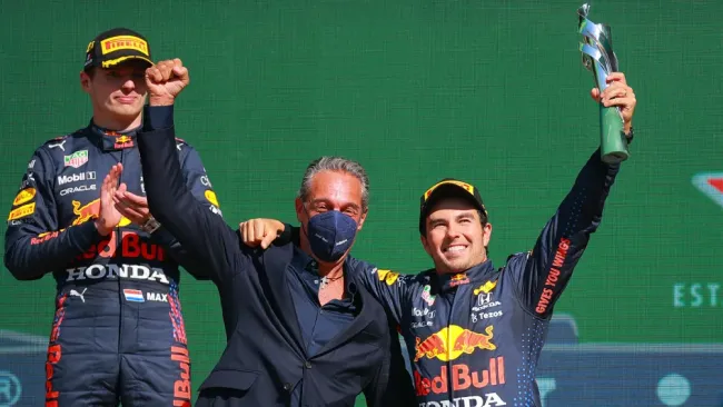 Checo Pérez tendrá varias opciones para regresar a Fórmula 1