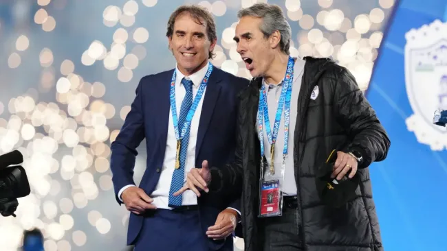 Pachuca busca renovación de Guillermo Almada