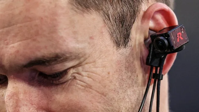 Árbitros portarán cámaras en el Mundial de Clubes 