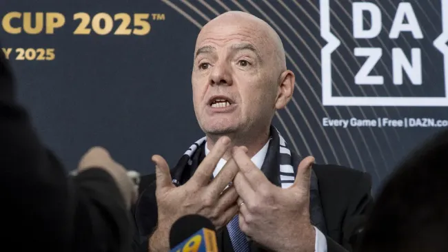 Gianni Infantino se mantiene firme sobre el tema Léon: “Tenemos que aplicar las reglas”