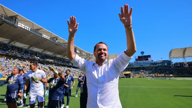 Santiago Baños defiende al América y destroza a Faitelson: “No conoces la palabra lealtad”