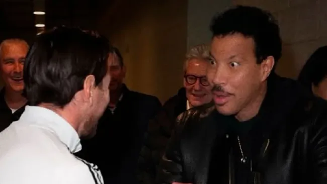 Lionel Messi conoció al cantante que le debe su nombre, Lionel Richie 