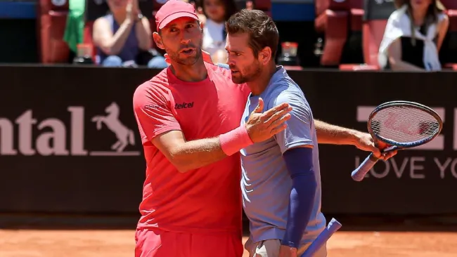 Santiago González avanza a la final