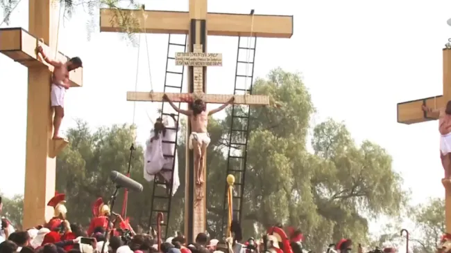 Ni el intenso sol logró espantar a los visitantes.