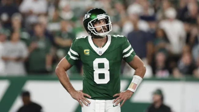 Aaron Rodgers sigue sin equipo y analiza el retiro; Pittsburgh Steelers el principal candidato