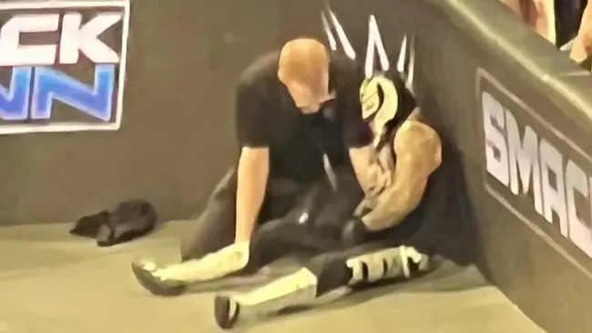 ¡Malas noticias! Rey Mysterio se lesiona en SmackDown previo a WrestleMania 41