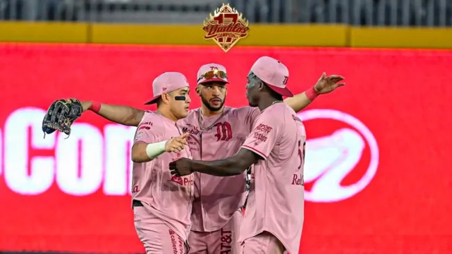 Diablos Rojos aplastan 12-2 a Leones de Yucatán y se llevan la serie inaugural de la temporada