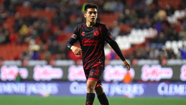 Gilberto Mora, joya de Xolos, en la mira del Ajax según documental oficial​