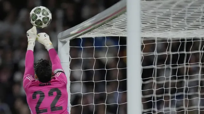 UEFA analiza eliminar los tiempos extra de la Champions League en rondas eliminatorias