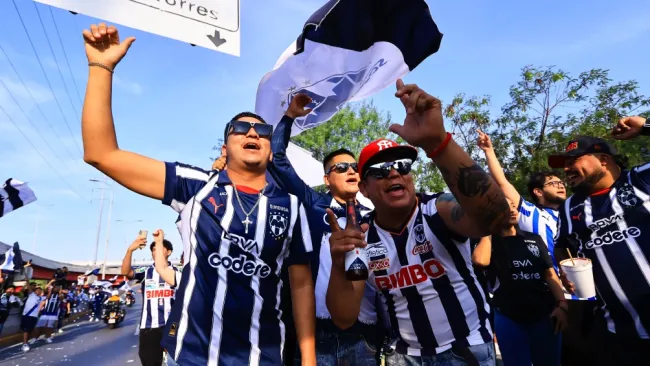 Aficionado de Rayados agredió por la espalda a uno de Pachuca