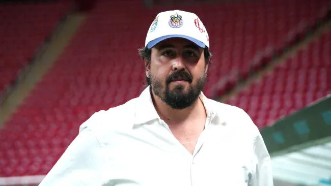 Simón Levy cierra capítulo con Chivas tras polémica propuesta de inversión