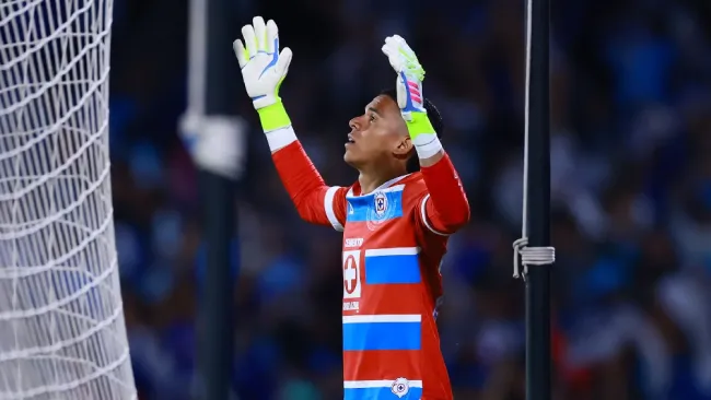 Nahuel Guzmán se rinde ante Kevin Mier