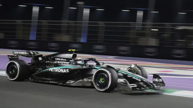 Antonelli se queda con la pole