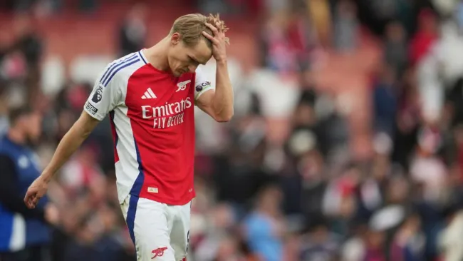 Arsenal cae en casa ante Bournemouth en vísperas de visita decisiva ante PSG en Champions