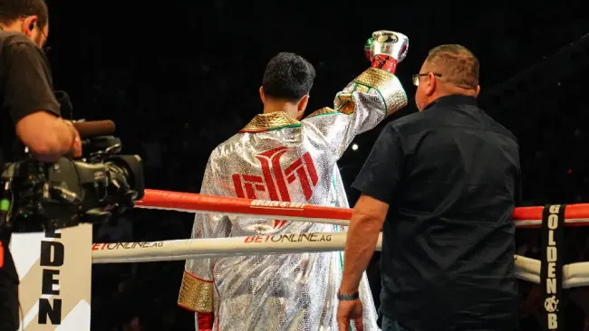 Munguía venció al francés Bruno Surace