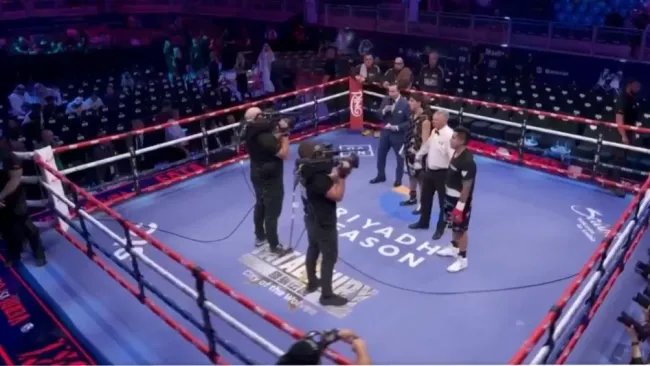 ¿Olvidado? Canelo Álvarez no llenó en Arabia Saudita con su combate vs William Scull