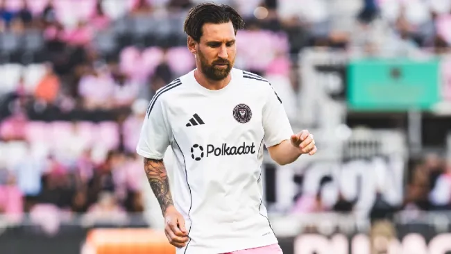 Messi recibe inesperada visita de Mahomes 