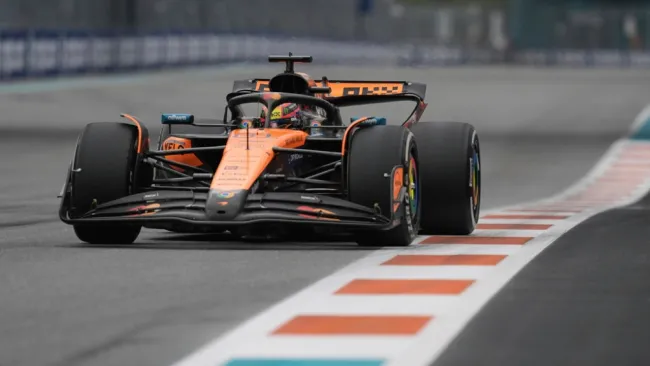 Piastri y McLaren logran otra victoria contundente en Miami