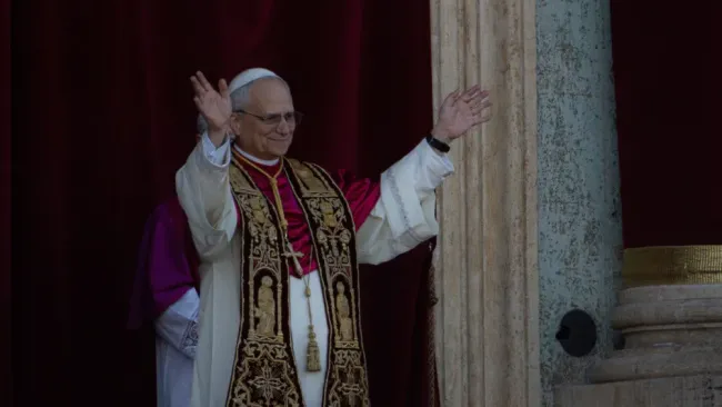 Papa León XIV: El pontífice fanático del deporte blanco