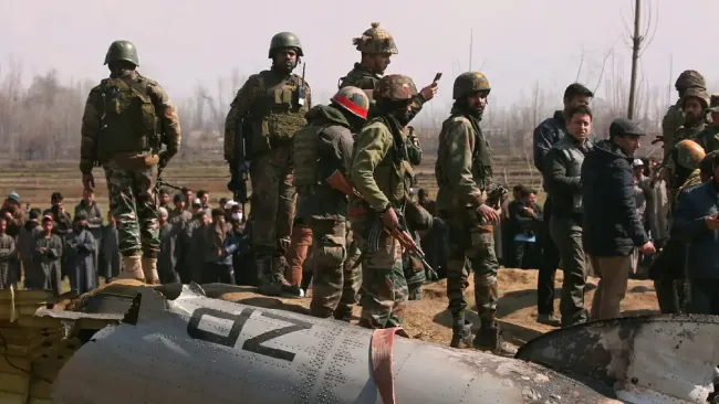 Decenas de civiles han muerto en ambos lados desde hace dos semanas.