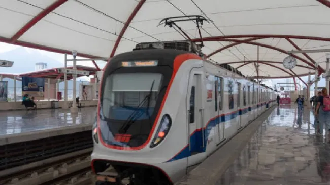 ¡Ya llegaron al norte! Confirman primer caso de “pinchazo” en el Metro de Monterrey
