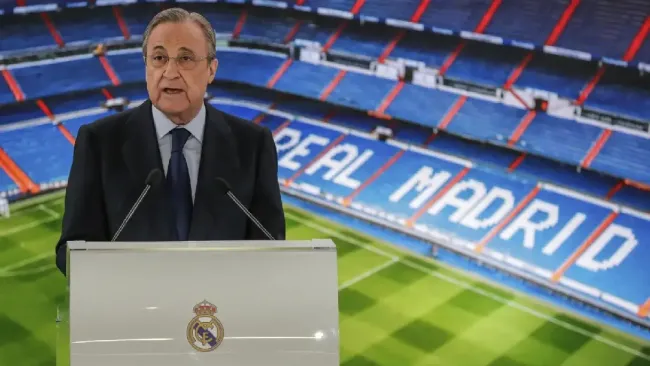 Aficionados del Real Madrid piden a Florentino Pérez dimitir de su cargo como Presidente