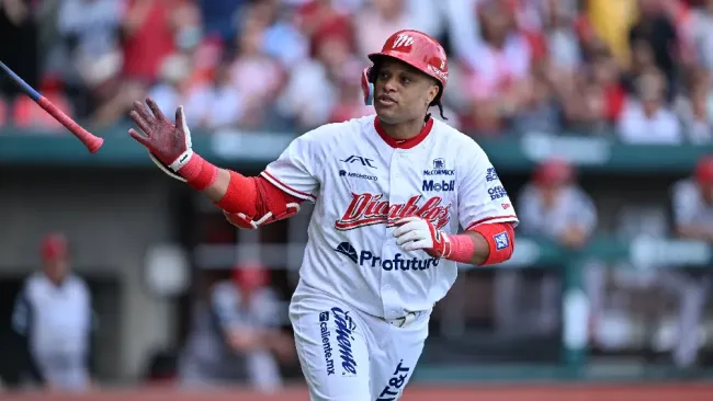 Diablos Rojos derrotaron 11-7 a Piratas de Campeche y barren su serie