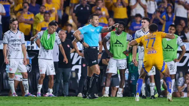 Johan Rojas se encara con Gato Ortiz tras eliminación de Necaxa