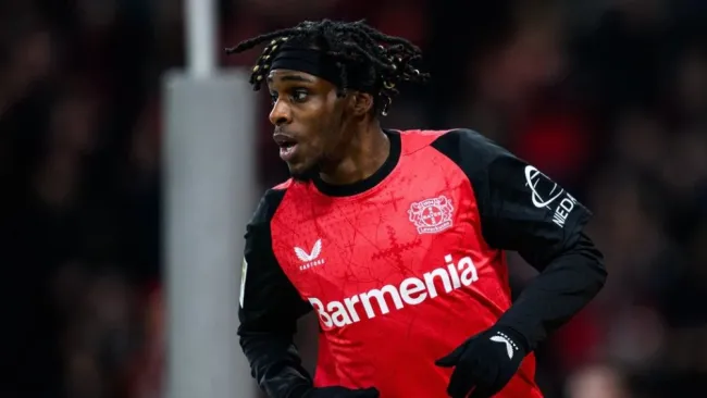 Liverpool analiza fichar a Frimpong ante salida de Trent Alexander-Arnold