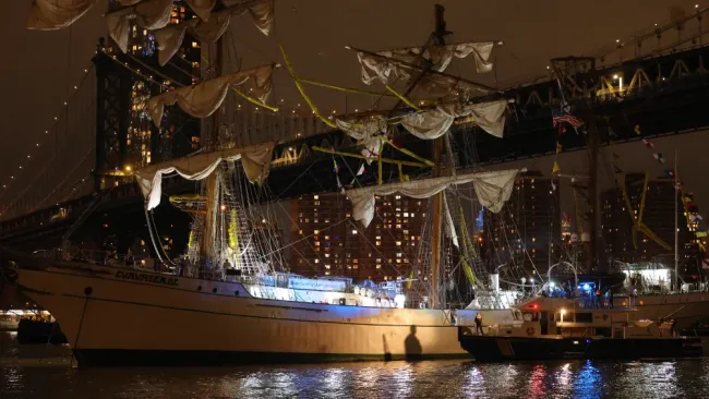 Accidente del Buque Cuauhtémoc en Nueva York: ¿Qué provocó el choque con el Puente de Brooklyn?