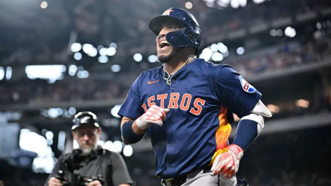 Isaac Paredes conecta HR de tres carreras para darle la victoria a los Astros sobre Rangers