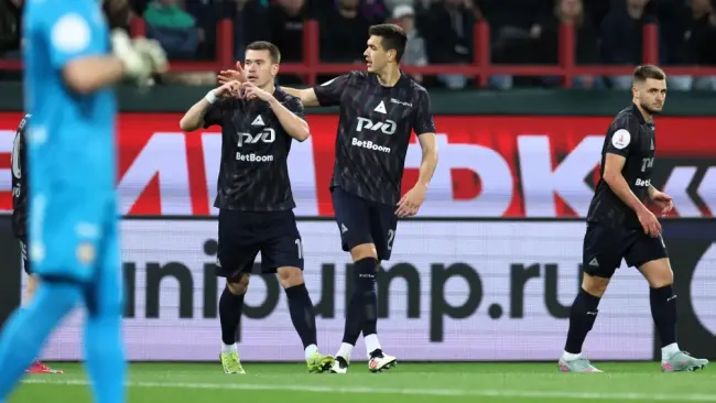 Doblete de Vorobyov en intenso empate